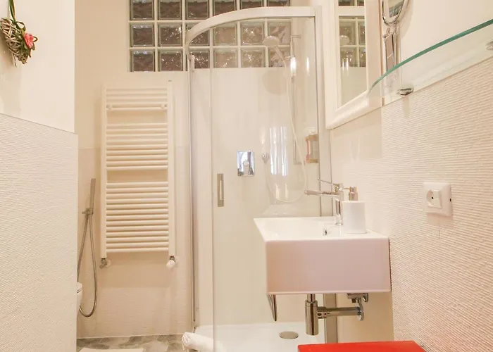 Uncharted - Ca' Borgoloco 아파트 *