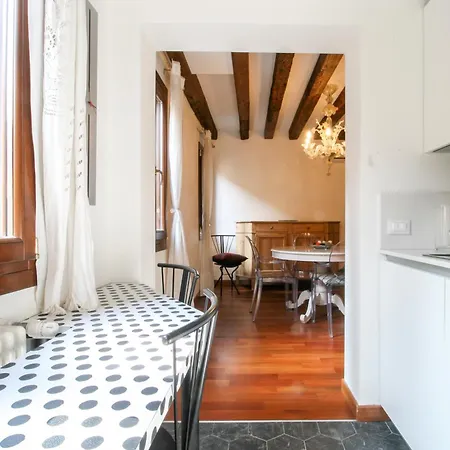 Apartment Uncharted - Ca' Borgoloco Venedig